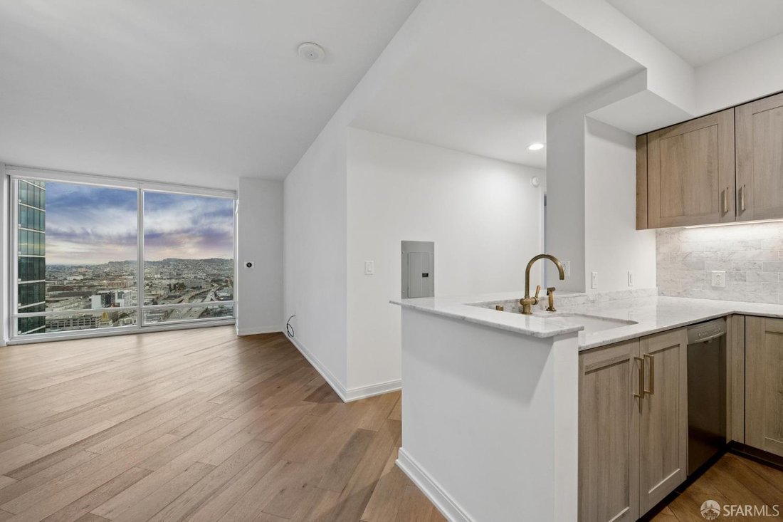 Condo in San Francisco, California, United States 2 - 18537485