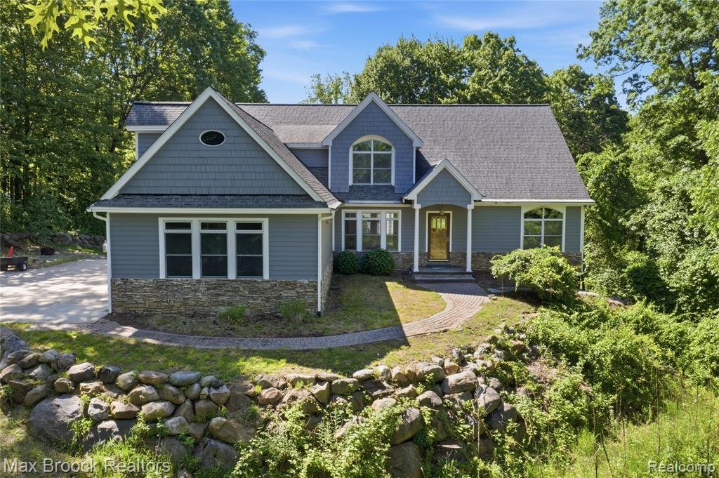 House in SPRINGFLD Township, Michigan, United States 1 - 18309993
