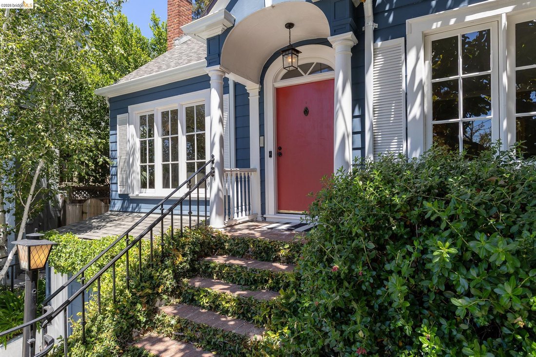 House in Oakland, California, United States 3 - 18591348