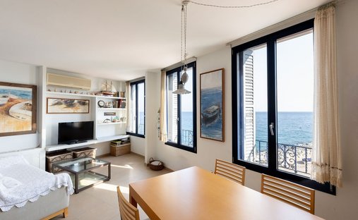 Apartment in Sant Pol de Mar, Catalonia, Spain 1