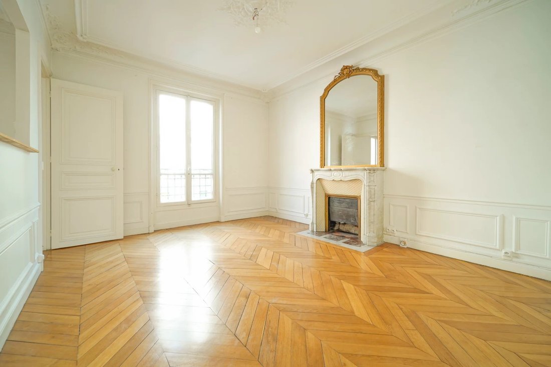 Apartment in Montorgueil-Saint Denis, Paris 2e Arrondissement, Paris 2 - 18590199