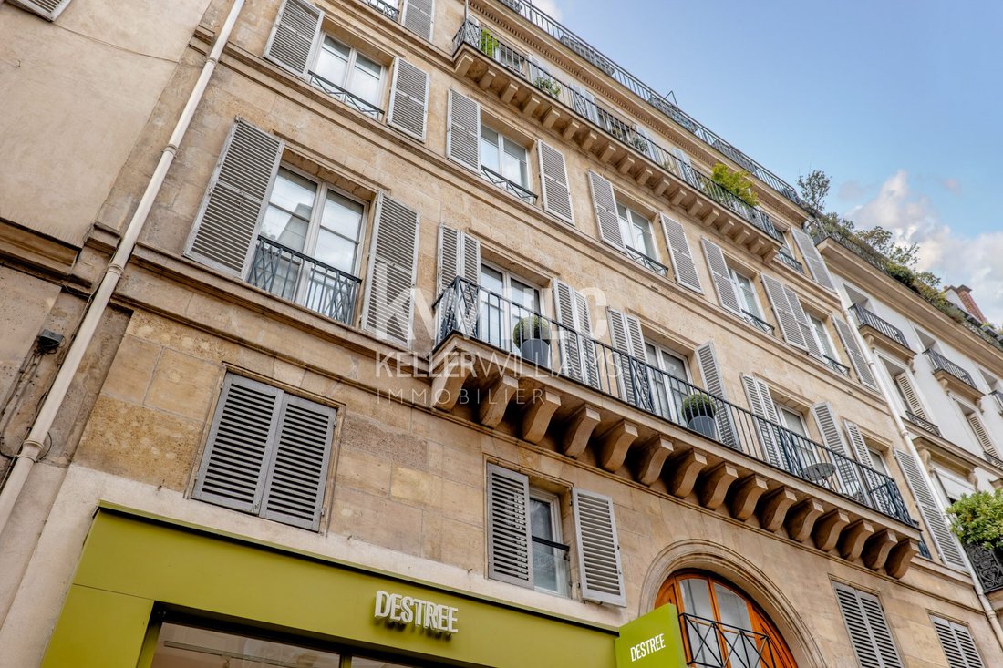 Apartment in Saint Germain l'Auxerrois, Paris 1er Arrondissement, Paris 3 - 18593935