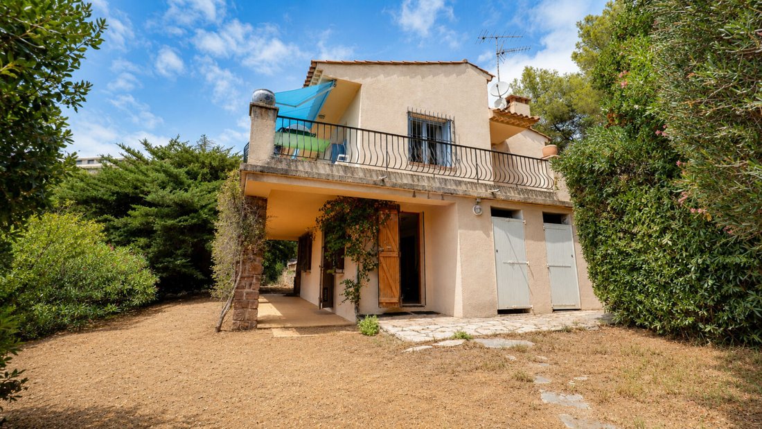 House in Ecarts, Roquebrune-sur-Argens, France 4 - 18589706