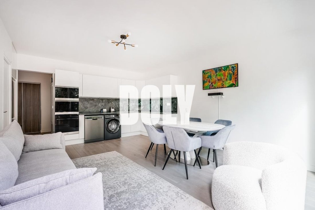 Apartment in Ile de la Jatte - Parc d'Orléans, Neuilly-sur-Seine, France 2 - 18588829