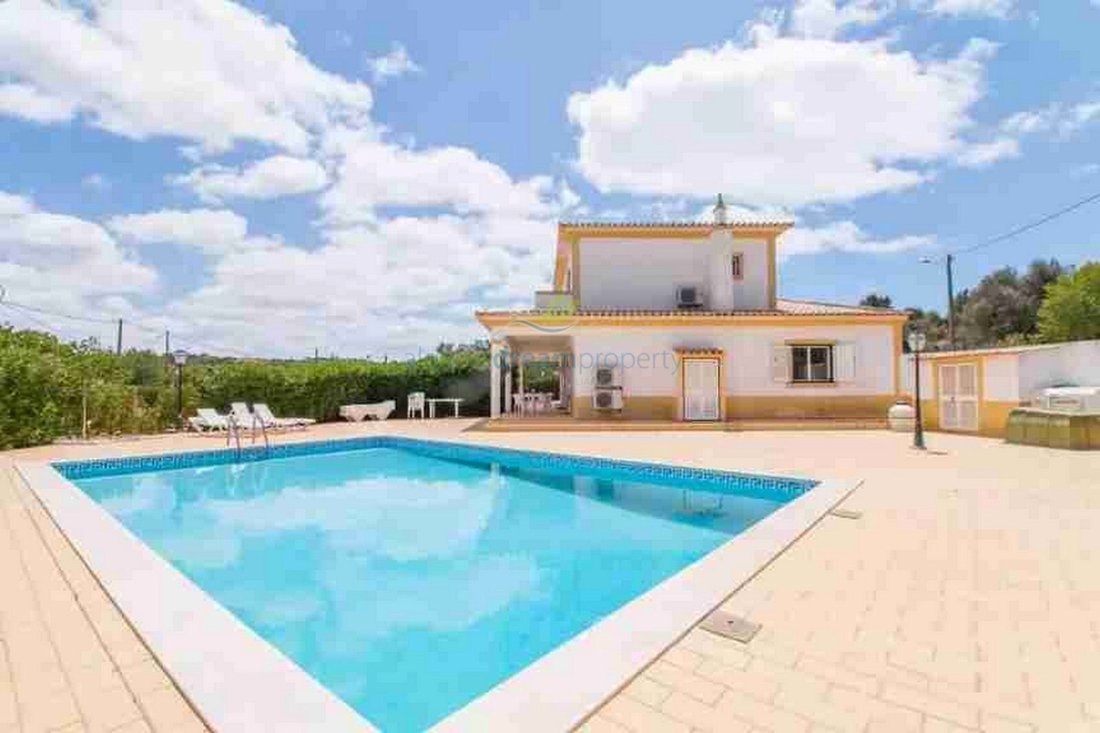 House in Porches, Algarve, Portugal 1 - 18592998