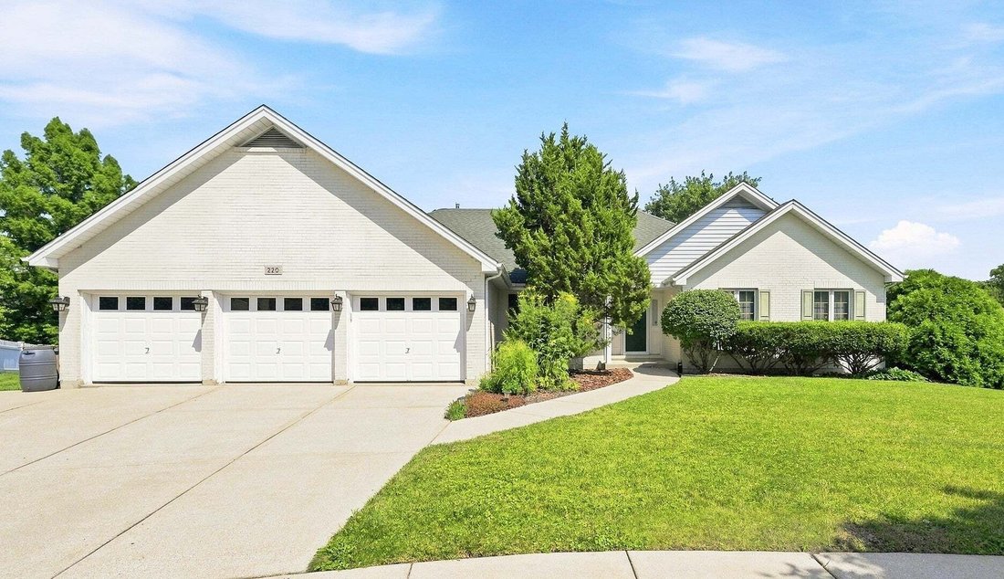 House in Willowbrook, Illinois, United States 1 - 18589756