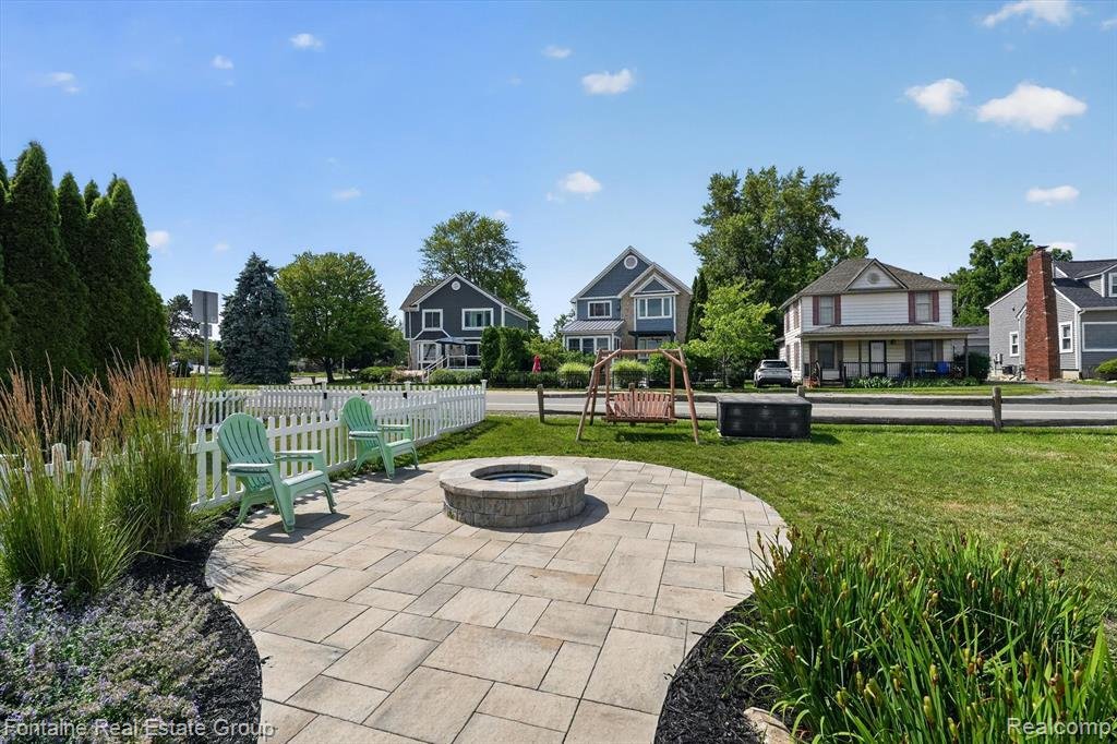 House in Walled Lake, Michigan, United States 4 - 18452842