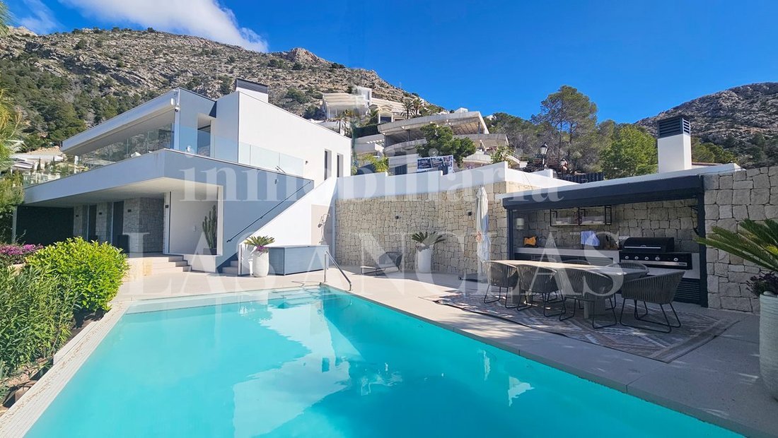 Villa in Zona de Mascarat, Valencian Community, Spain 2 - 18592879