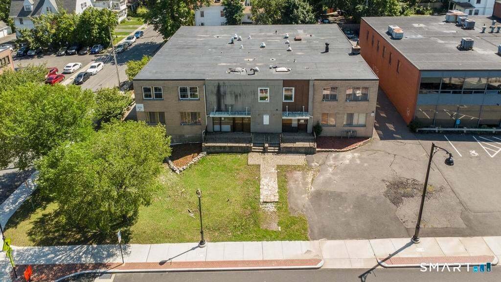 Hartford, Connecticut, United States 2 - 18591080