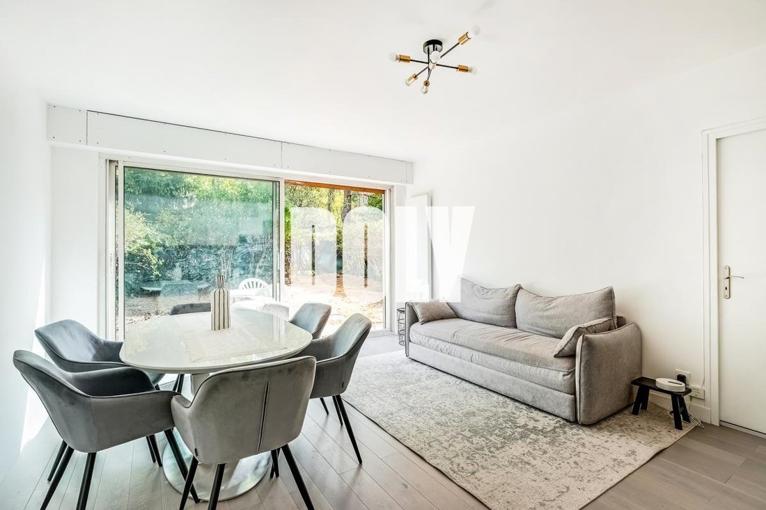 Apartment in Ile de la Jatte - Parc d'Orléans, Neuilly-sur-Seine, France 1 - 18588829