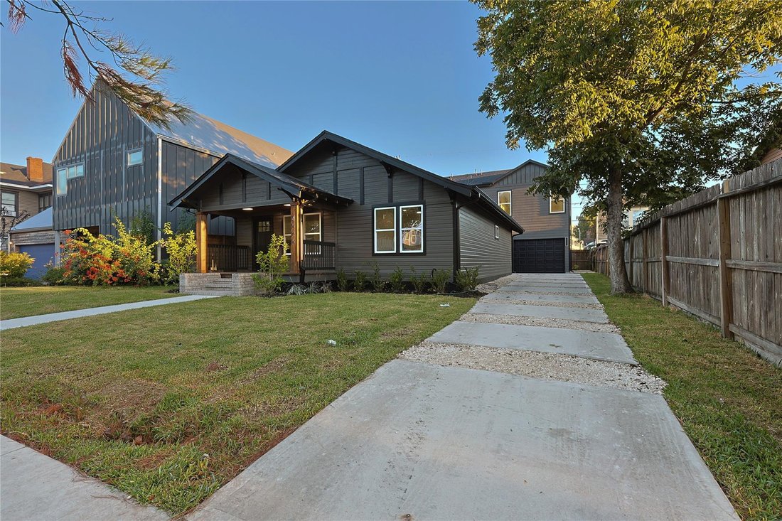 House in Houston, Texas, United States 2 - 18592636