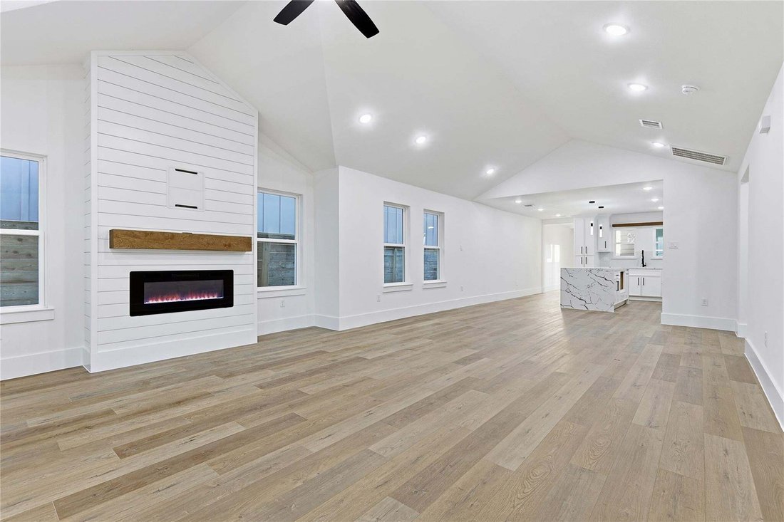House in Houston, Texas, United States 4 - 18592636