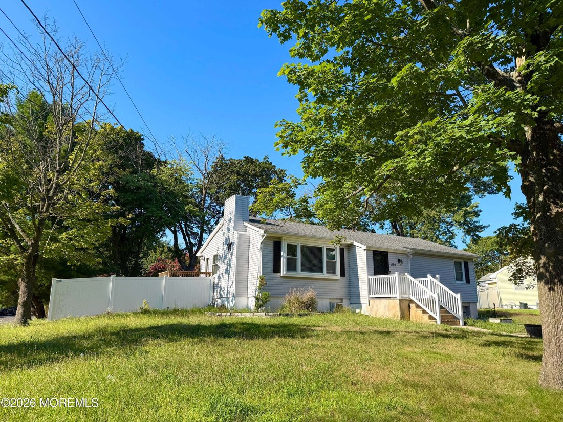 House in Oakhurst, New Jersey, United States 2 - 18590898