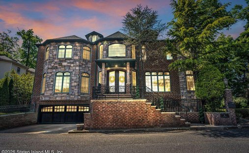 House in New York, New York, United States 1