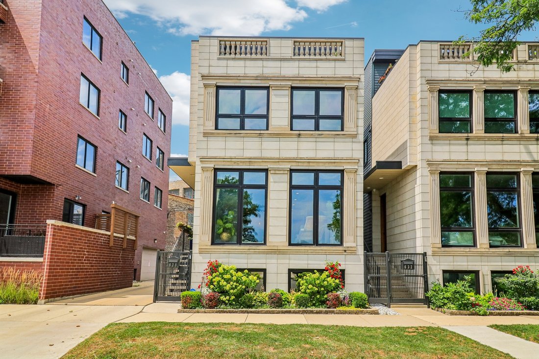 House in Chicago, Illinois, United States 1 - 18589372