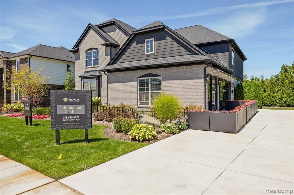 House in Troy, Michigan, United States 3 - 18591179