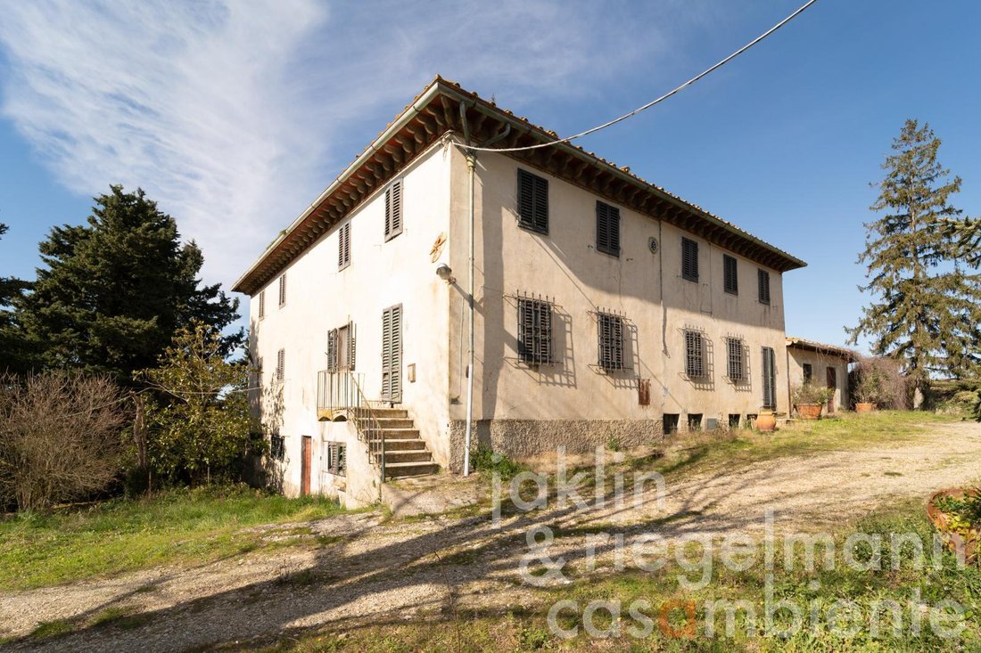 Estate in Center, Montespertoli, Tuscany 1 - 18588944