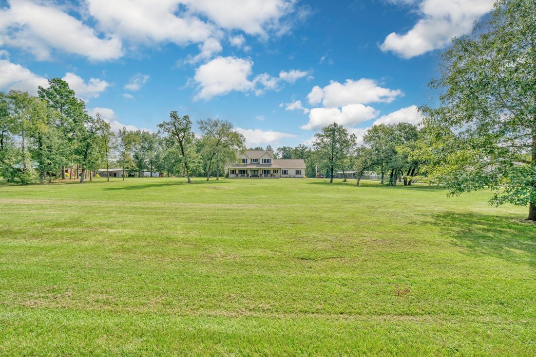 House in Oakhurst, Texas, United States 2 - 18592632