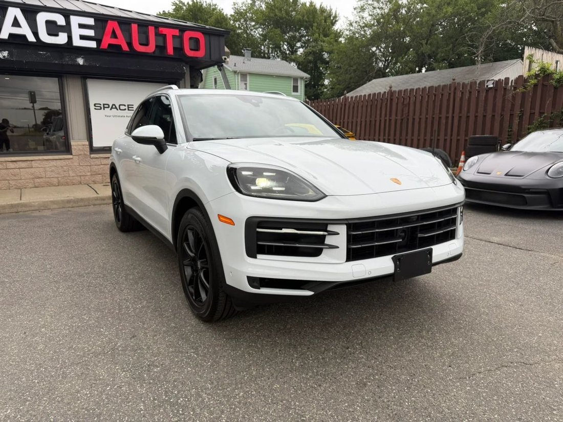 Suv in East Brunswick, NJ, United States 4 - 18563795