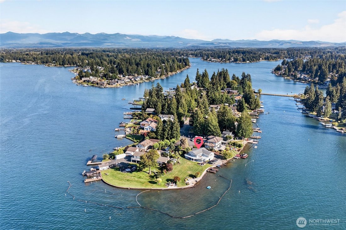 House in Lake Tapps, Washington, United States 1 - 18593856