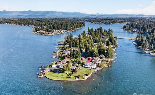 House in Lake Tapps, Washington, United States 1
