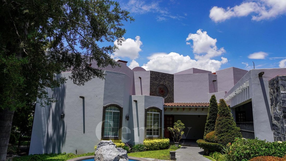 House in Santiago de Querétaro, Querétaro, Mexico 2 - 18131212