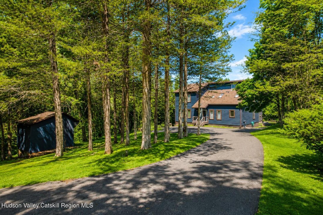House in Athens, New York, United States 3 - 17875065