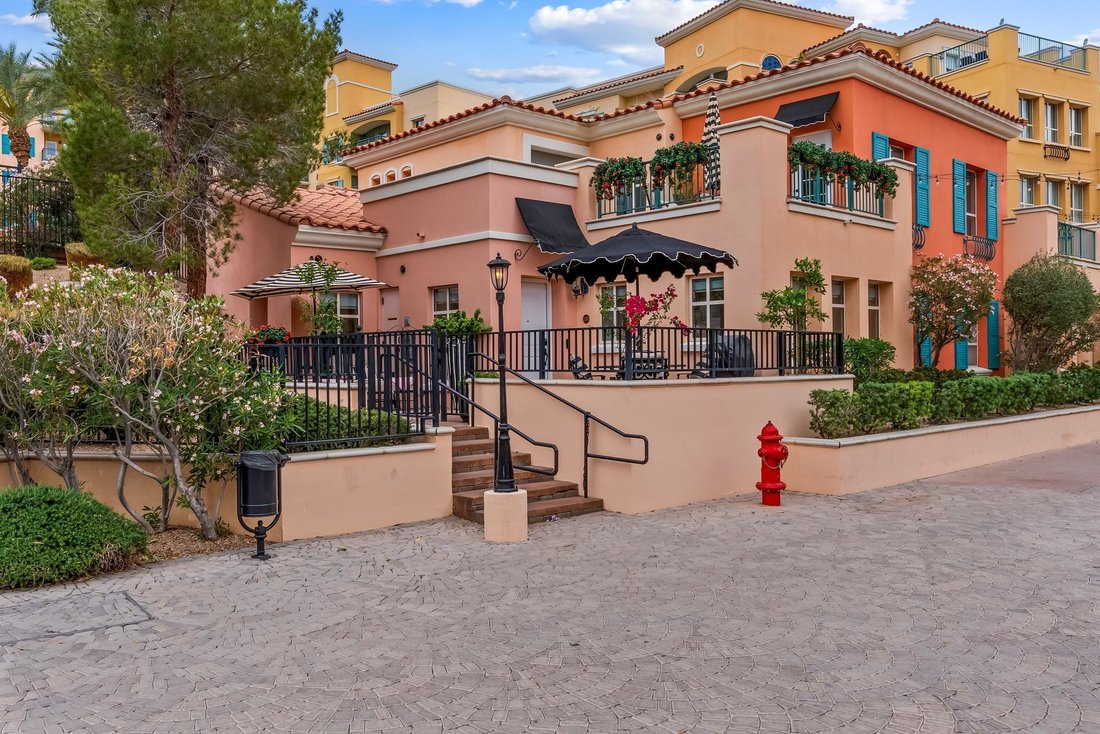House in Henderson, Nevada, United States 1 - 18589346