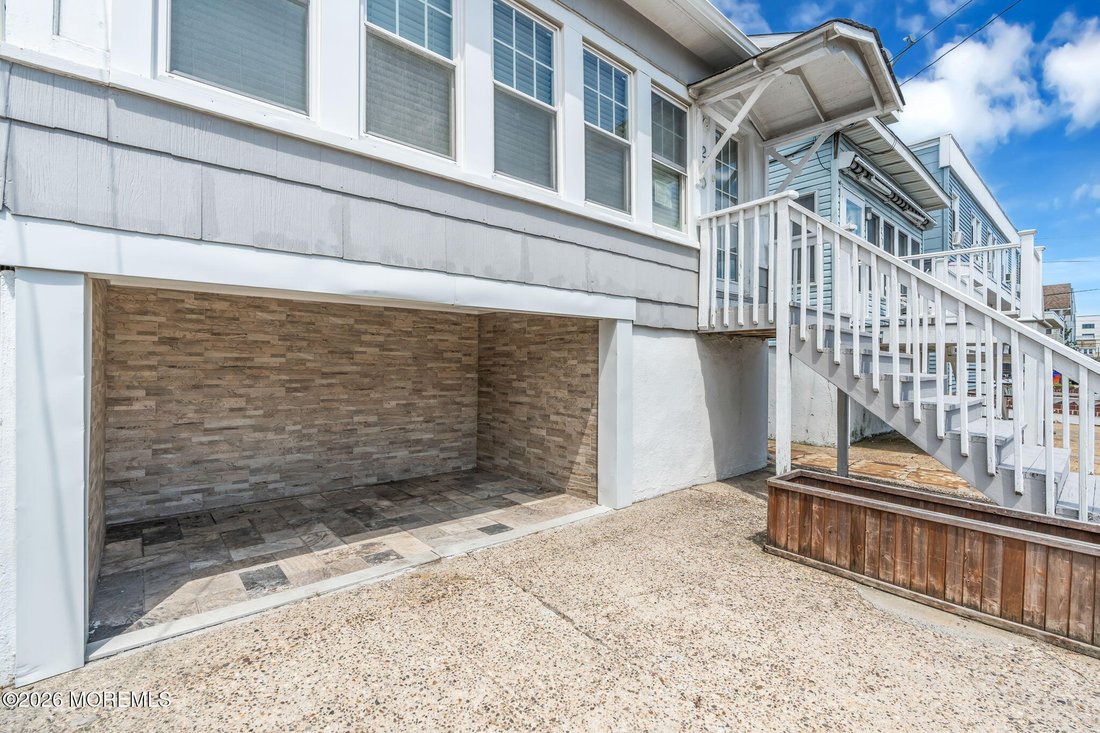 House in Seaside Heights, New Jersey, United States 4 - 18590894