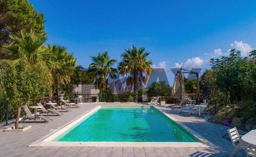 Villa in Valderice, Sicily, Italy 1