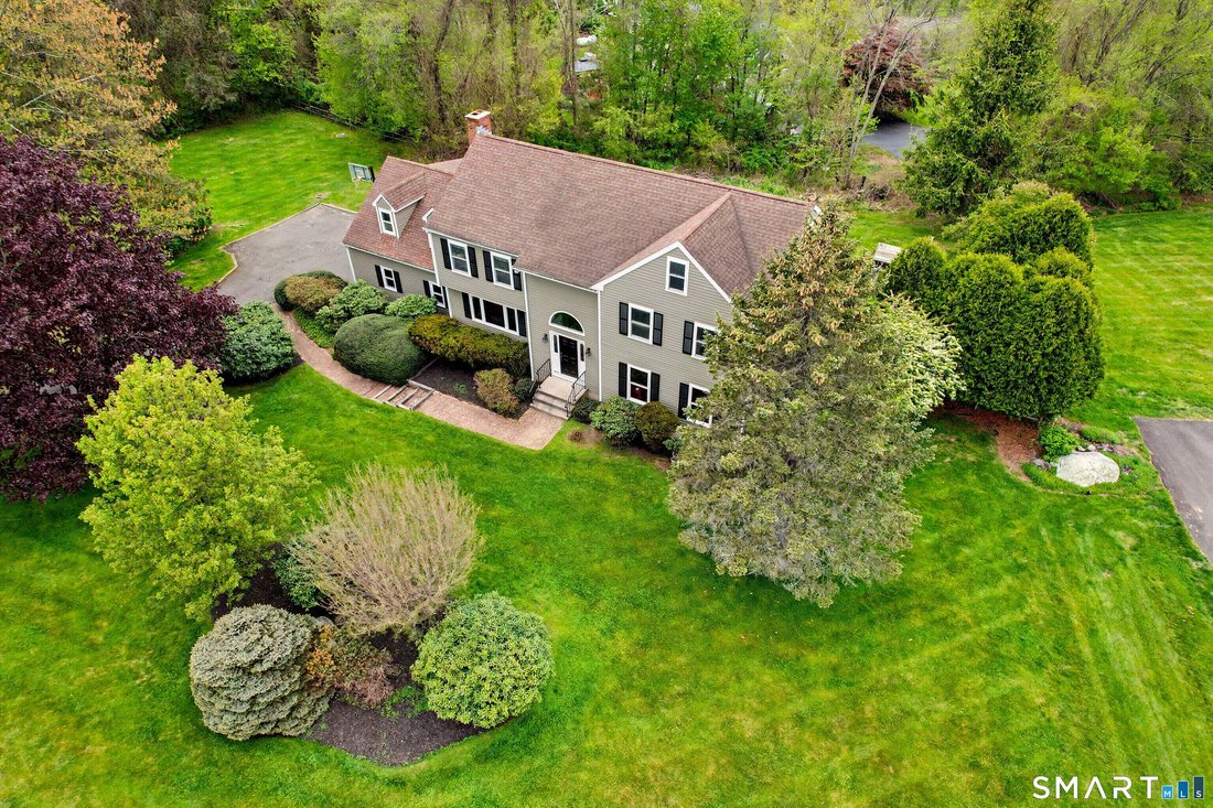 House in Monroe, Connecticut, United States 1 - 18591083