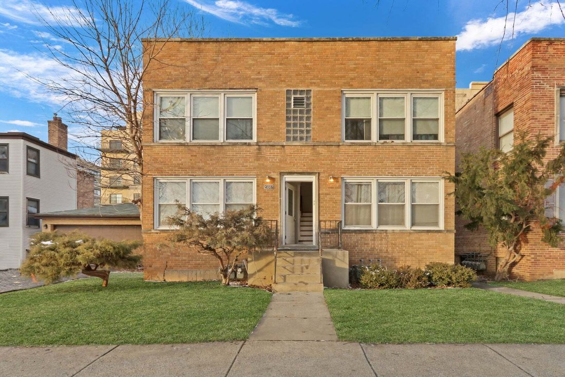 Skokie, Illinois, United States 1 - 18589461