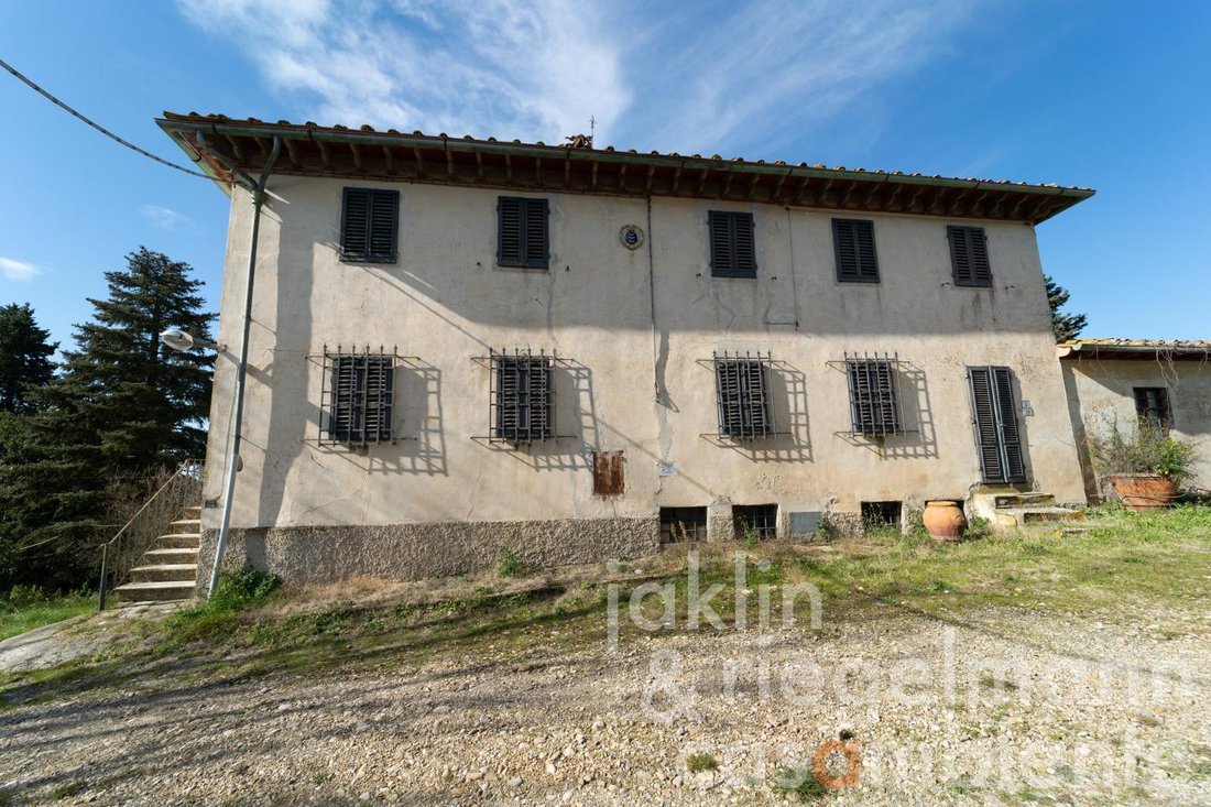 Estate in Center, Montespertoli, Tuscany 3 - 18588944