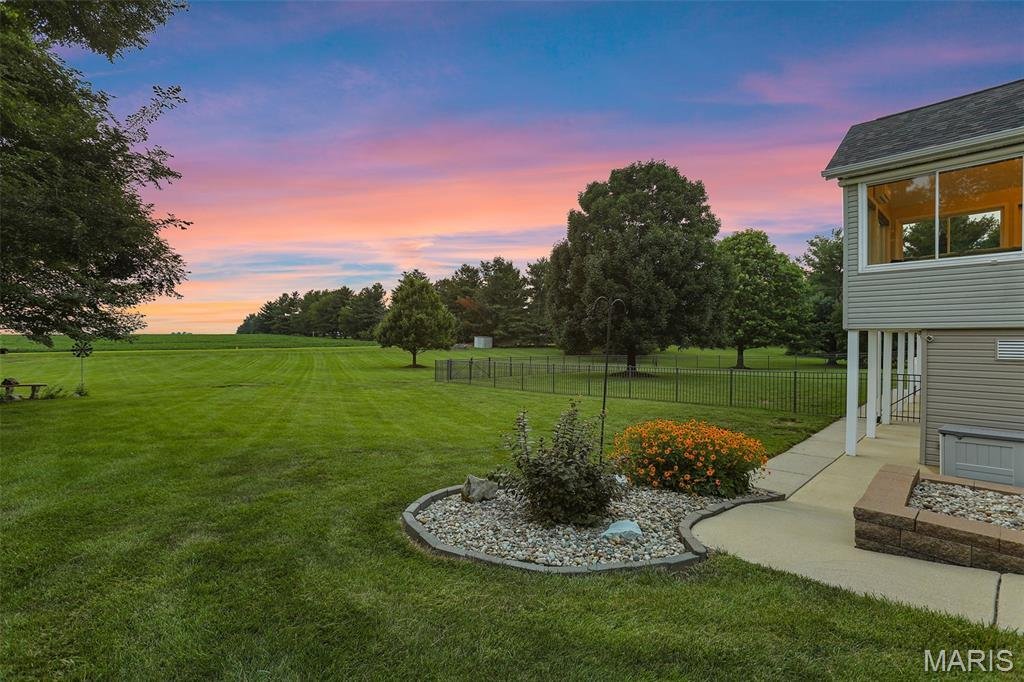 House in Edwardsville, Illinois, United States 4 - 18591396