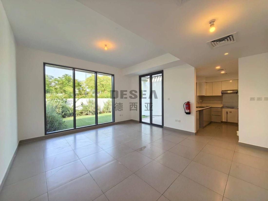 Townhouse in Dubai Hills Estate, Dubai, United Arab Emirates 2 - 18589849