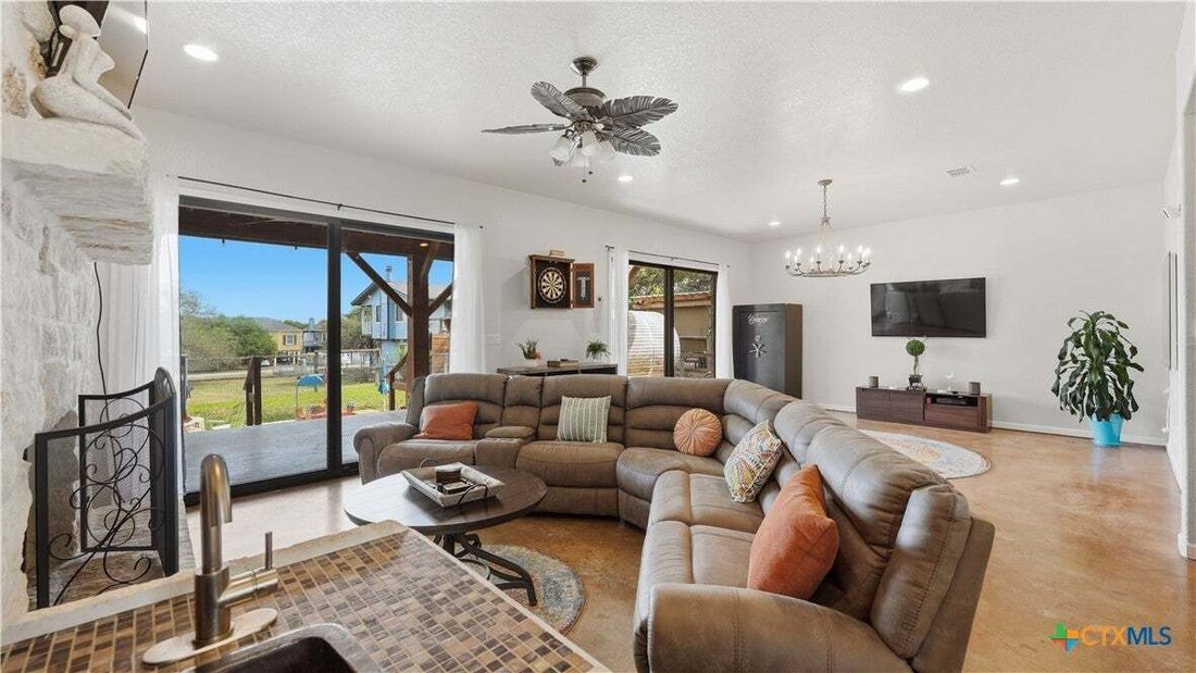 House in Canyon Lake, Texas, United States 5 - 18591353