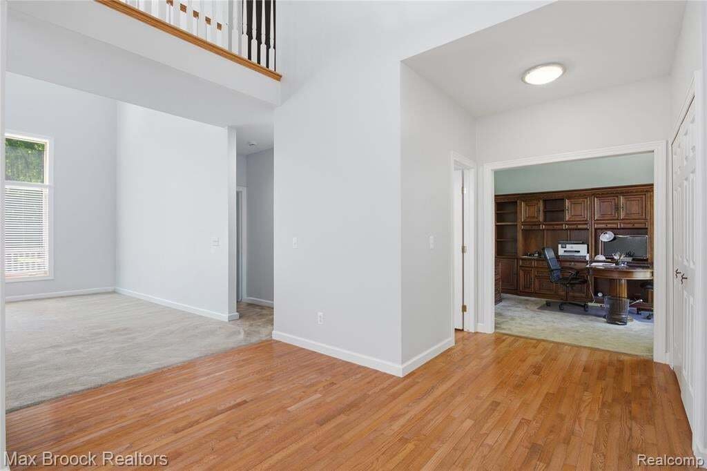 House in SPRINGFLD Township, Michigan, United States 5 - 18309993