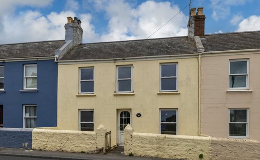 House in England 1