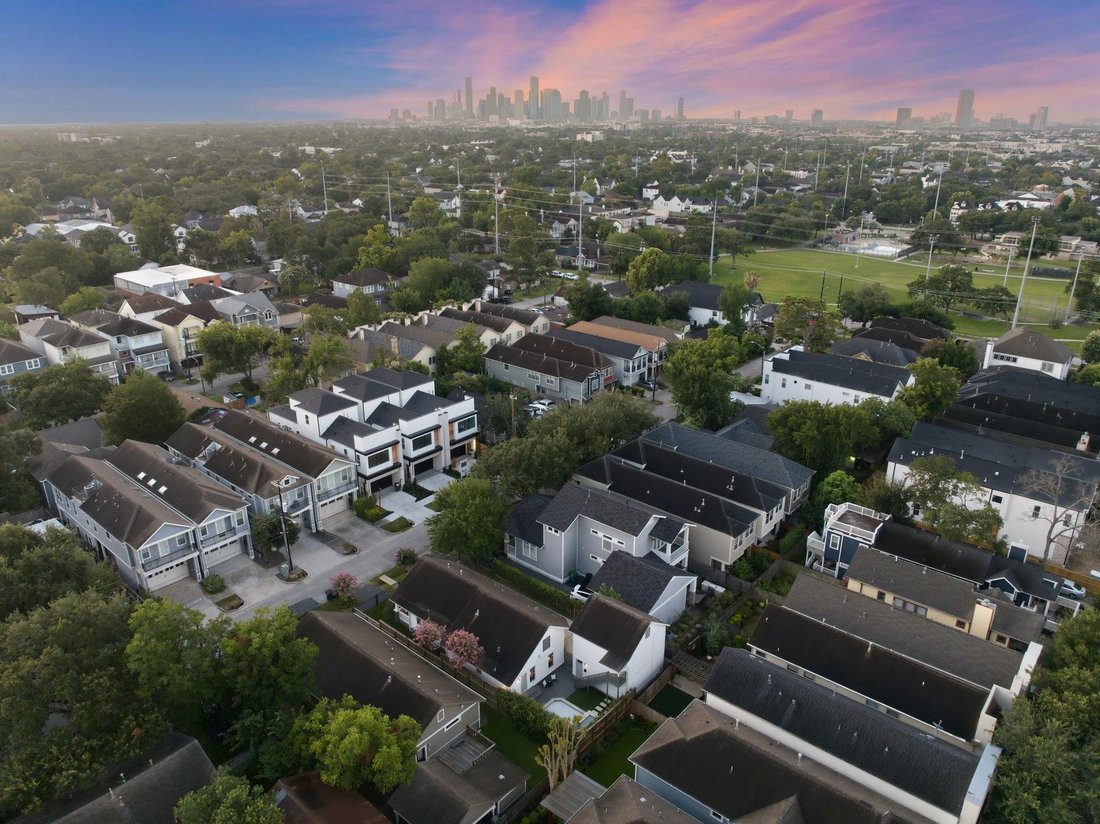 House in Houston, Texas, United States 4 - 18592717