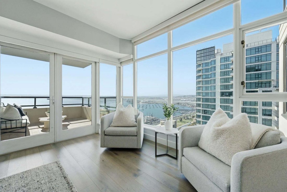 Condo in San Diego, California, United States 1 - 18591933