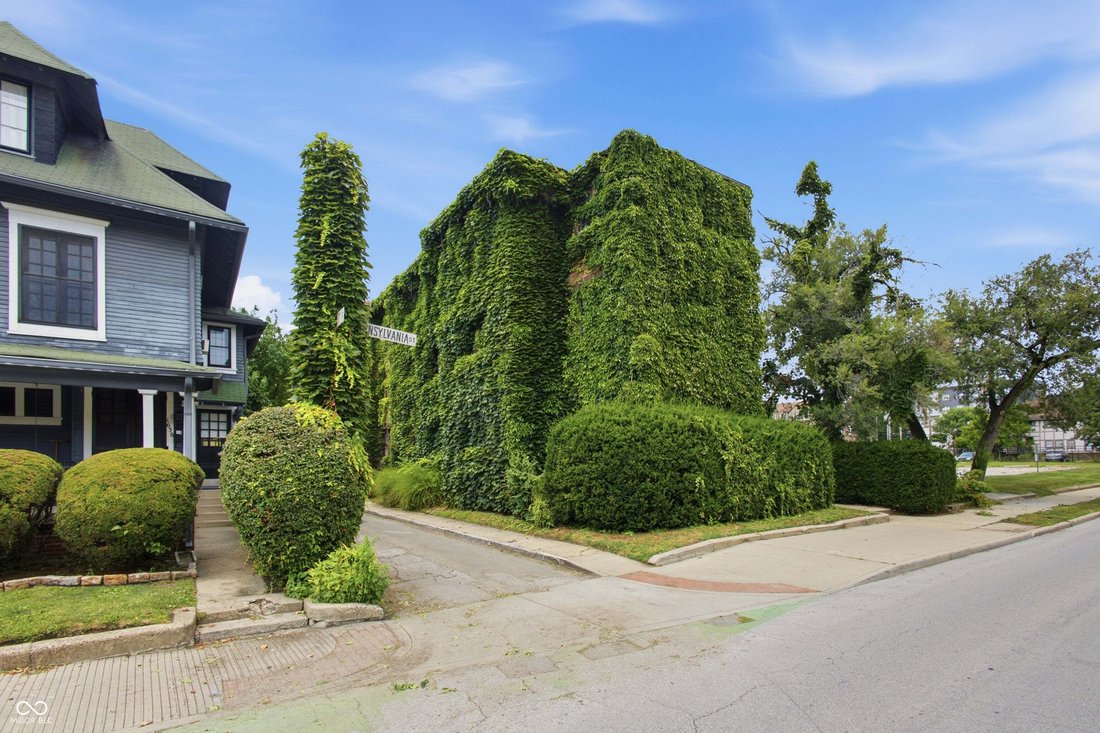 House in Indianapolis, Indiana, United States 2 - 18590907