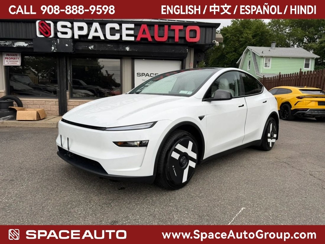 Suv in East Brunswick, NJ, United States 1 - 18563770