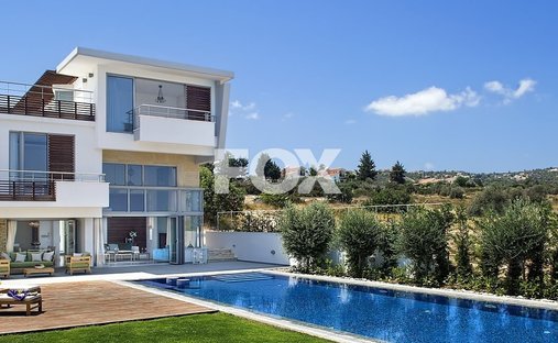 House in Androlikou, Paphos, Cyprus 1