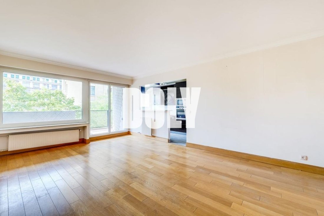 Apartment in Auteuil Sud, Paris 16e Arrondissement, Paris 5 - 18588784