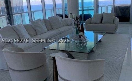 Condo in Golden Beach, Florida, United States 1