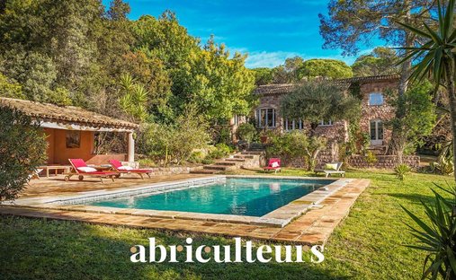 House in Estérel Plage-Logis de l'Aspé-Péguière, Saint-Raphaël, France 1