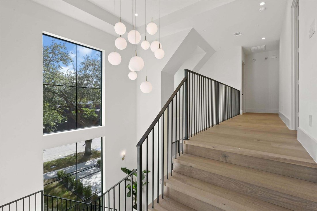House in Houston, Texas, United States 4 - 18592638