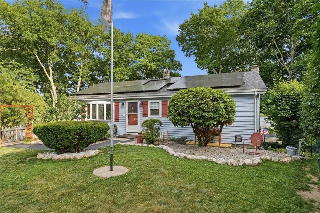 House in Burrillville, Rhode Island, United States 2 - 18588820