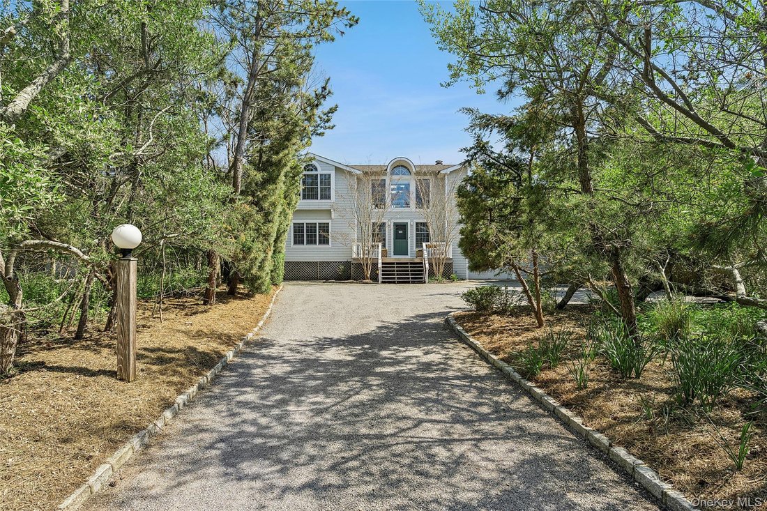House in Quogue, New York, United States 2 - 18588879