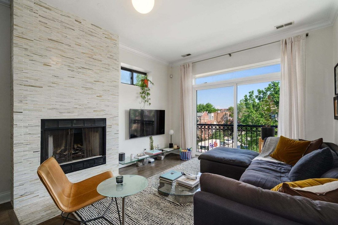 Condo in Chicago, Illinois, United States 2 - 18589560